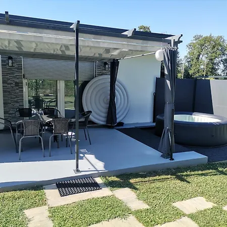 Mali Portoroz V Prlekiji *