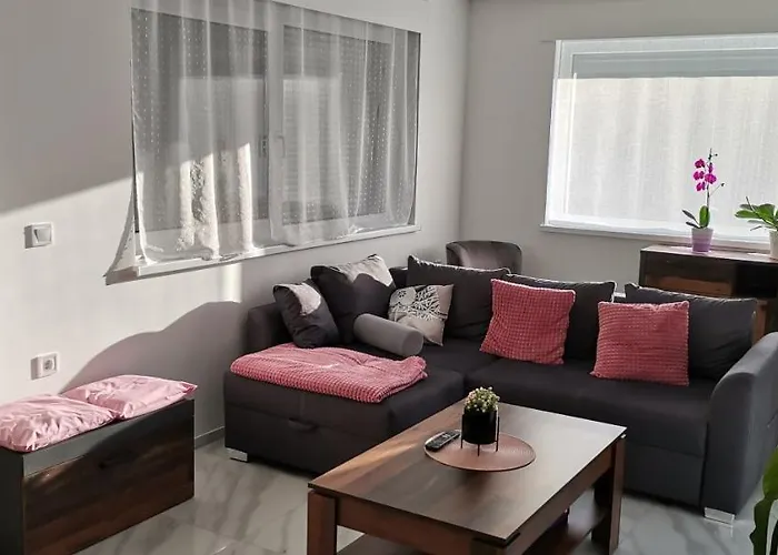 בית נופש Mali Portoroz V Prlekiji *